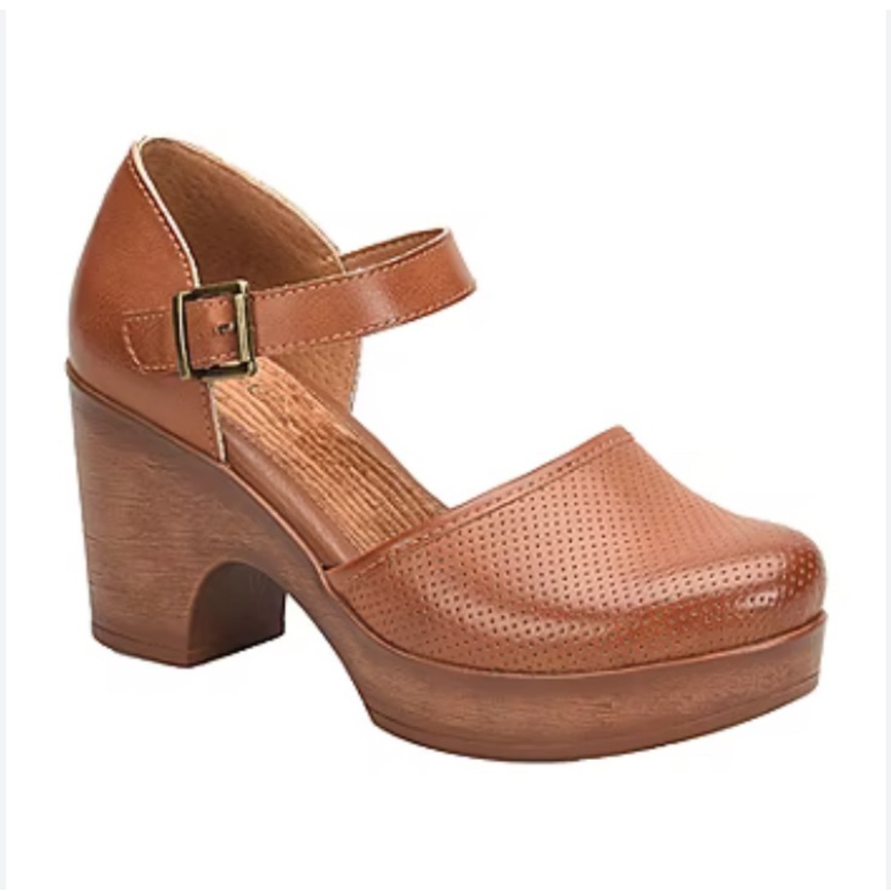 B.O.C. Gia Round Toe Mary Jane Shoes Size 9 - Tan/Brown/Cognac